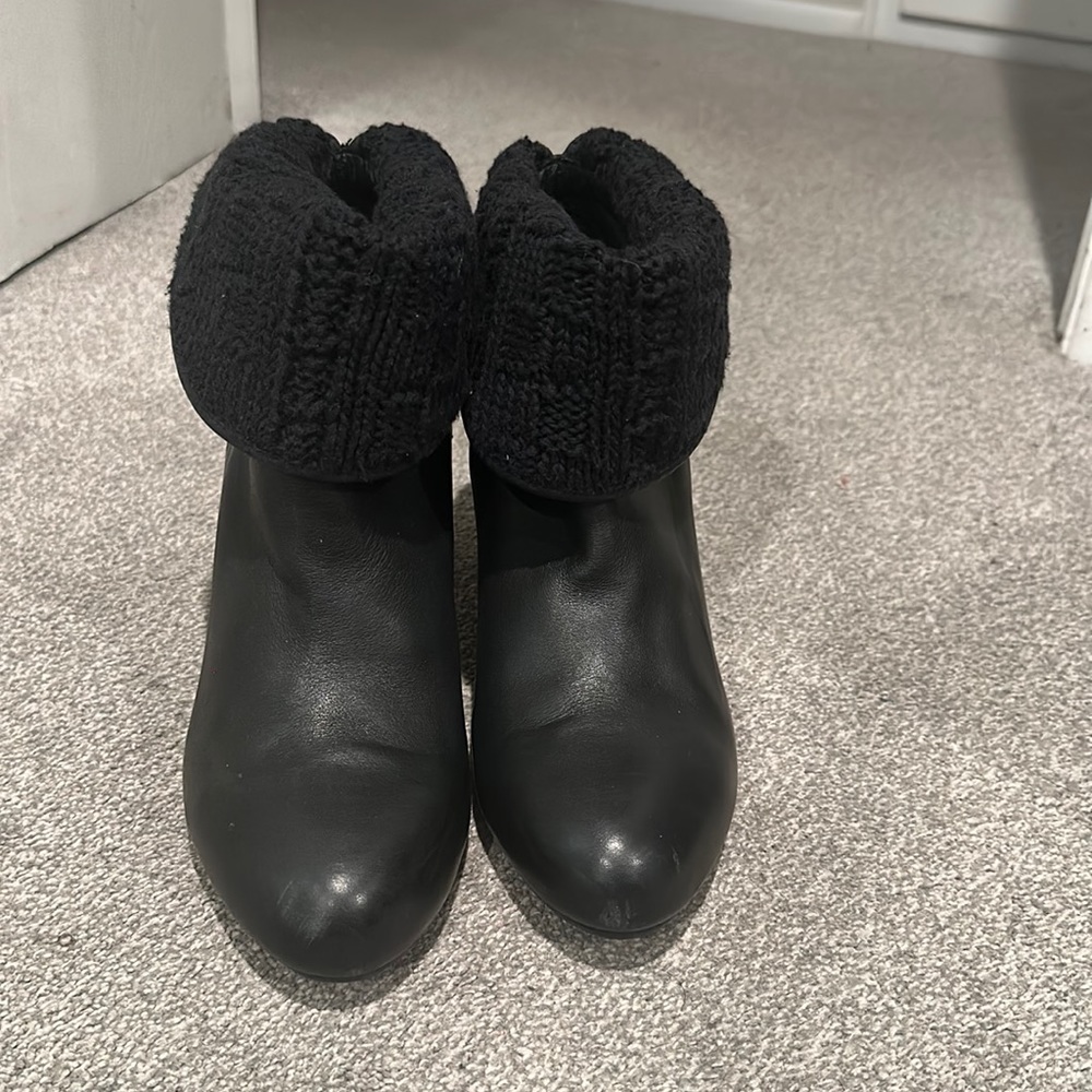 UGG Sweater Cuff Block Heeled Boots